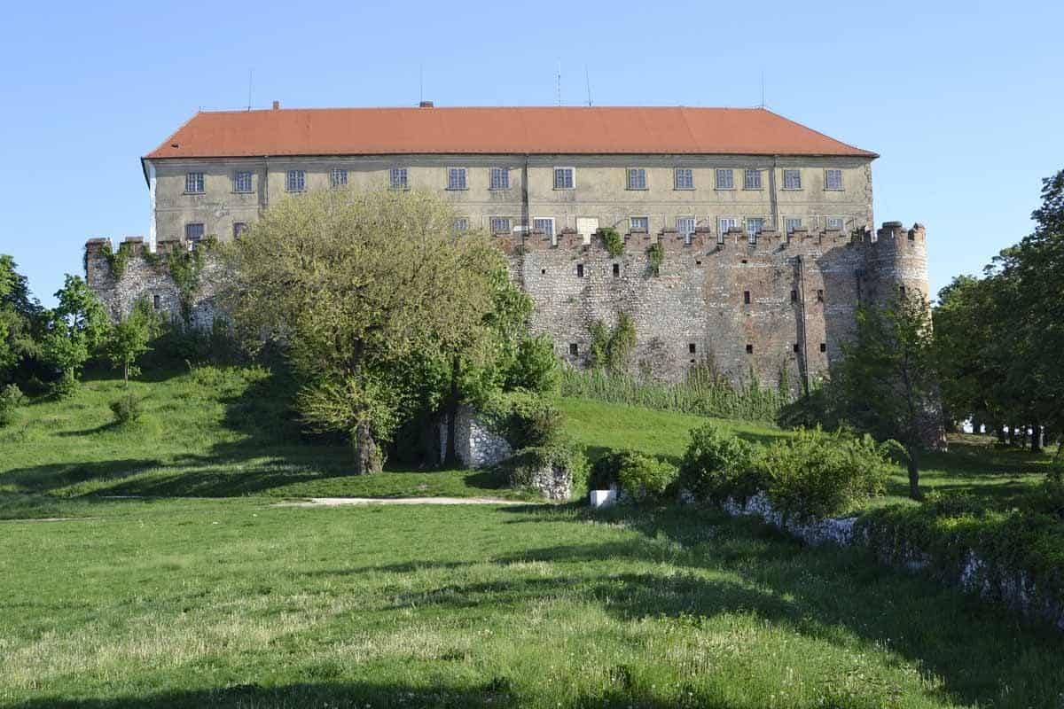 castles in hungary siklos castle