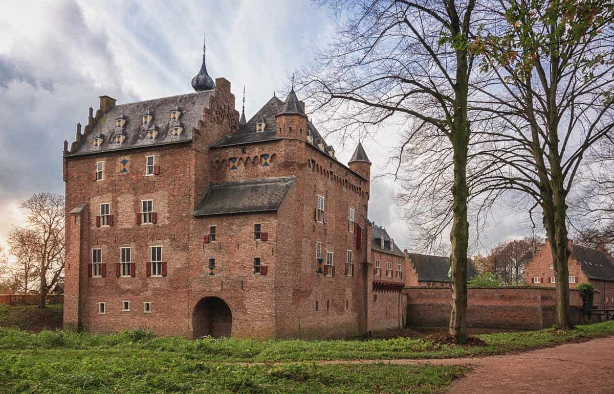 castles in the netherlands doorwerth castle
