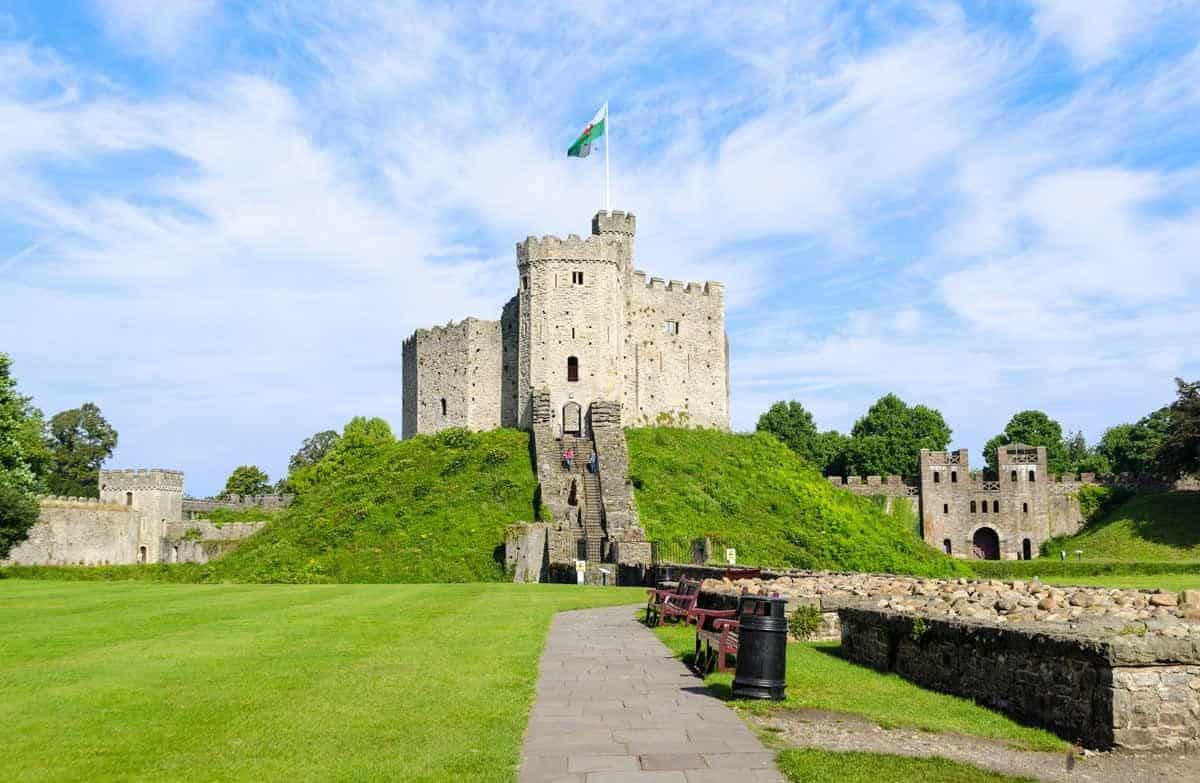 castles in the united kingdom cardiff castle