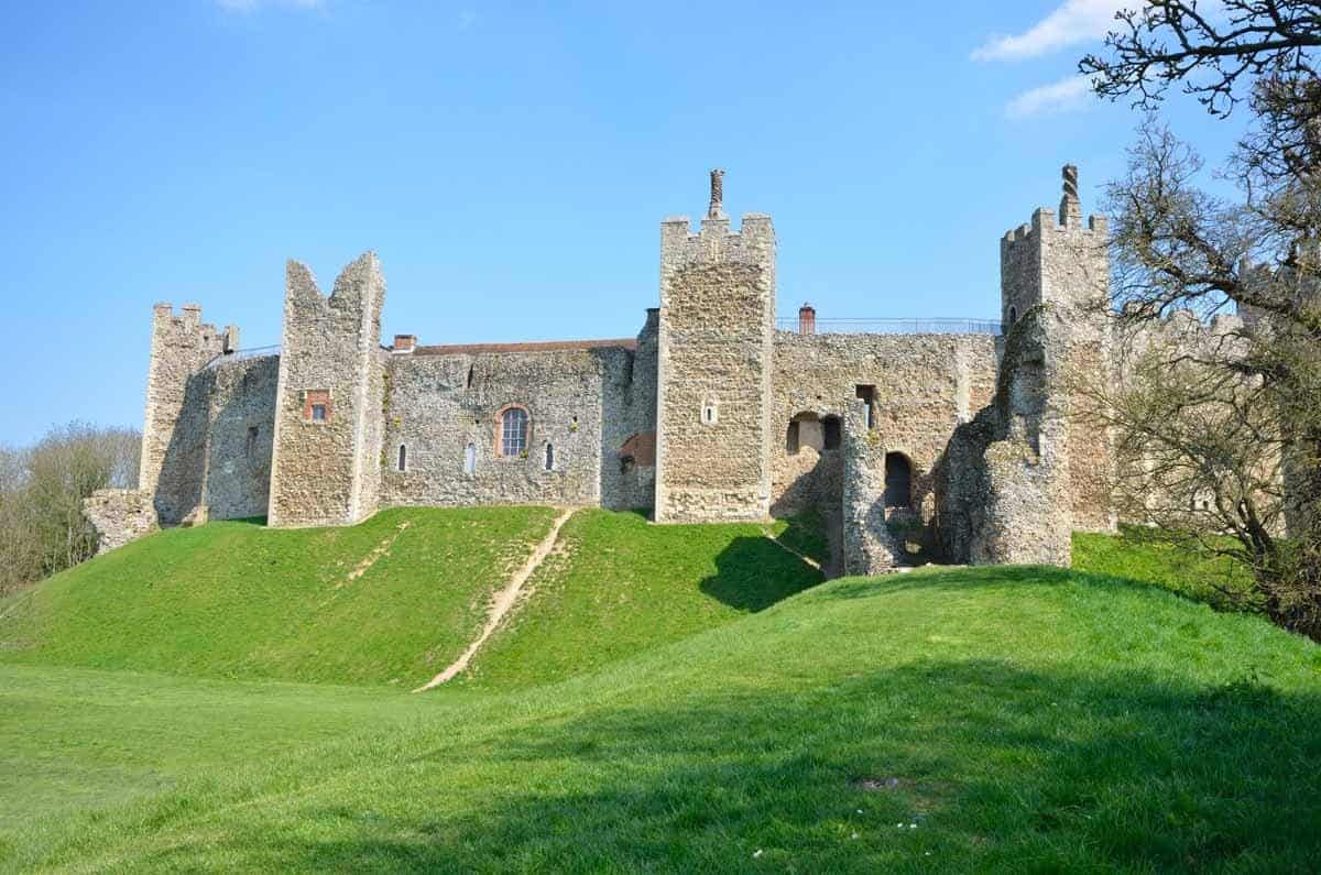 castles in the united kingdom framlingham castle suffolk