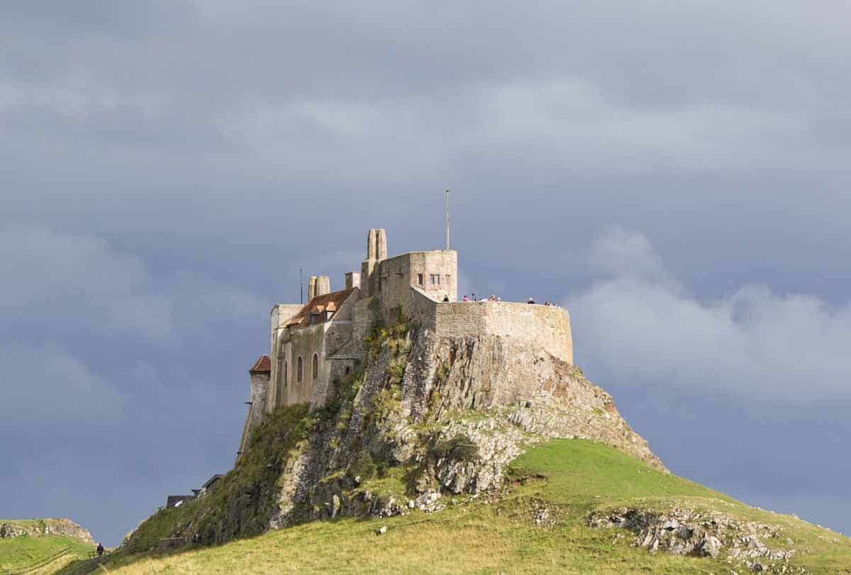 castles in the united kingdom lindisfarne castle
