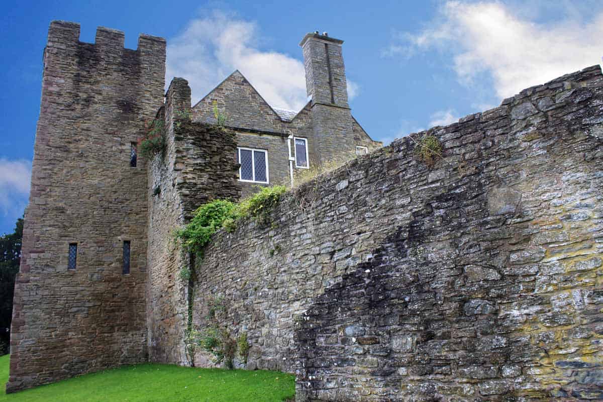 castles in the united kingdom ludlow castle