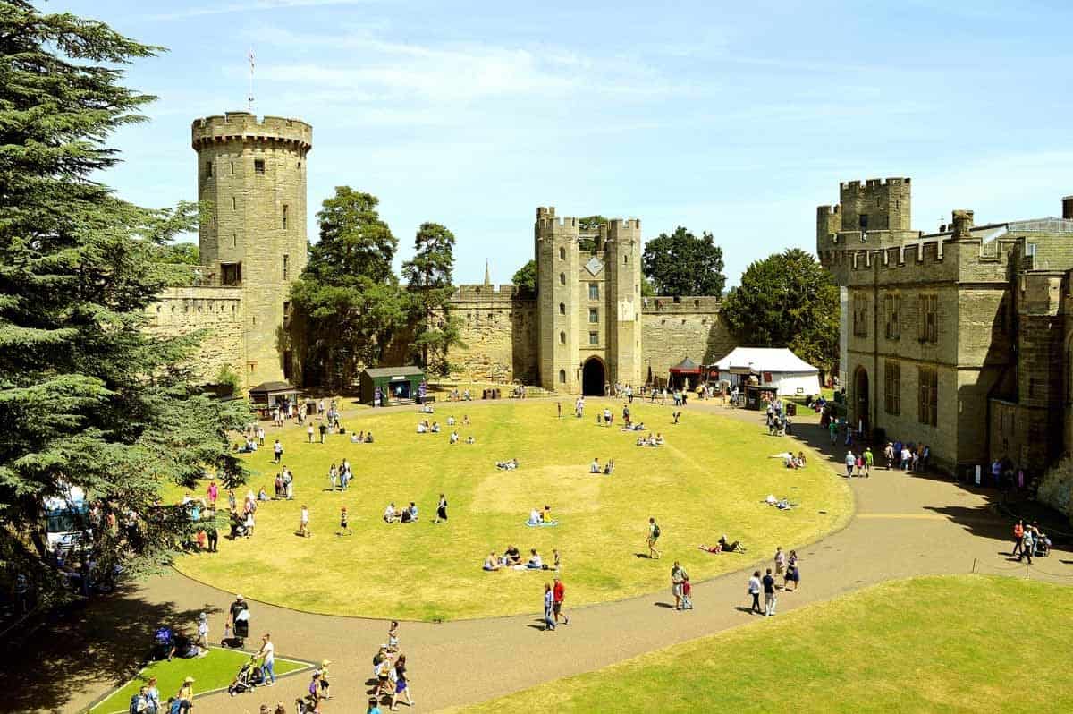 castles in the united kingdom warwick castle warwickshire