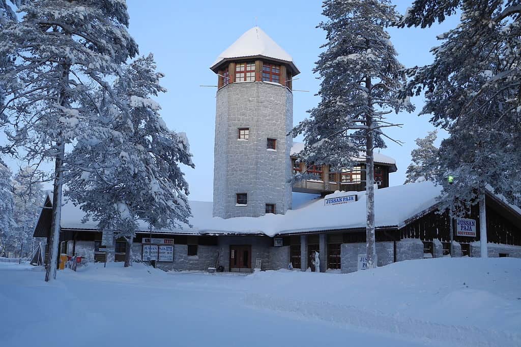 Rauna wildlife park for Finland Holidays