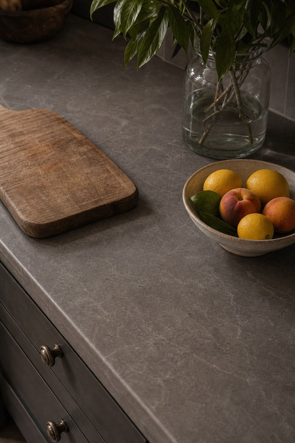 Summer kitchen decor with clear counter reset